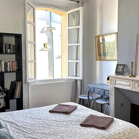 Le Celeste - Chic Vue Port St-tropez Apartment
