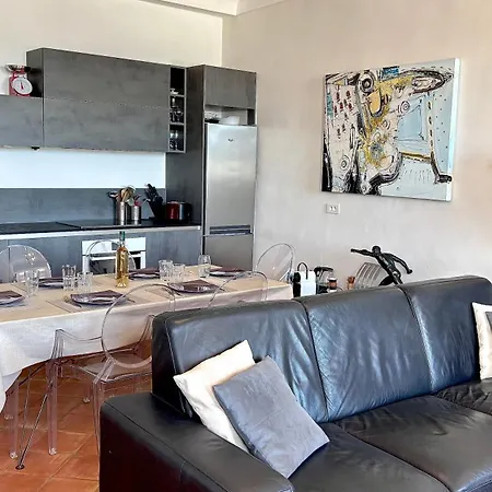 Апартаменты Le Celeste - Chic Vue Port St-tropez *